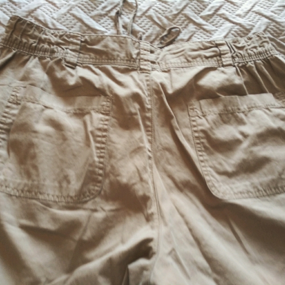 Summer Capris - Picture 2 of 4